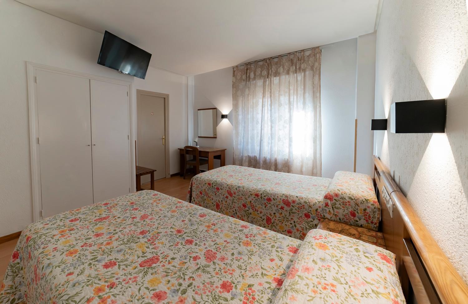 Hotel Pedro Torres 쿠엥카 외부 사진