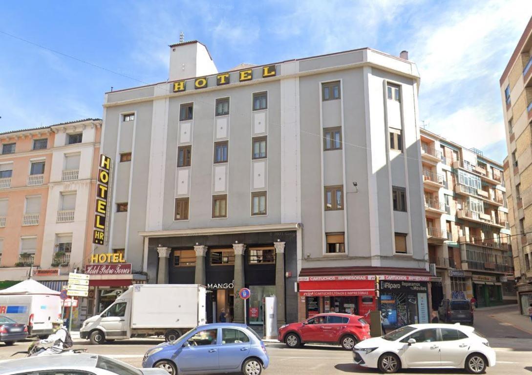 Hotel Pedro Torres 쿠엥카 외부 사진